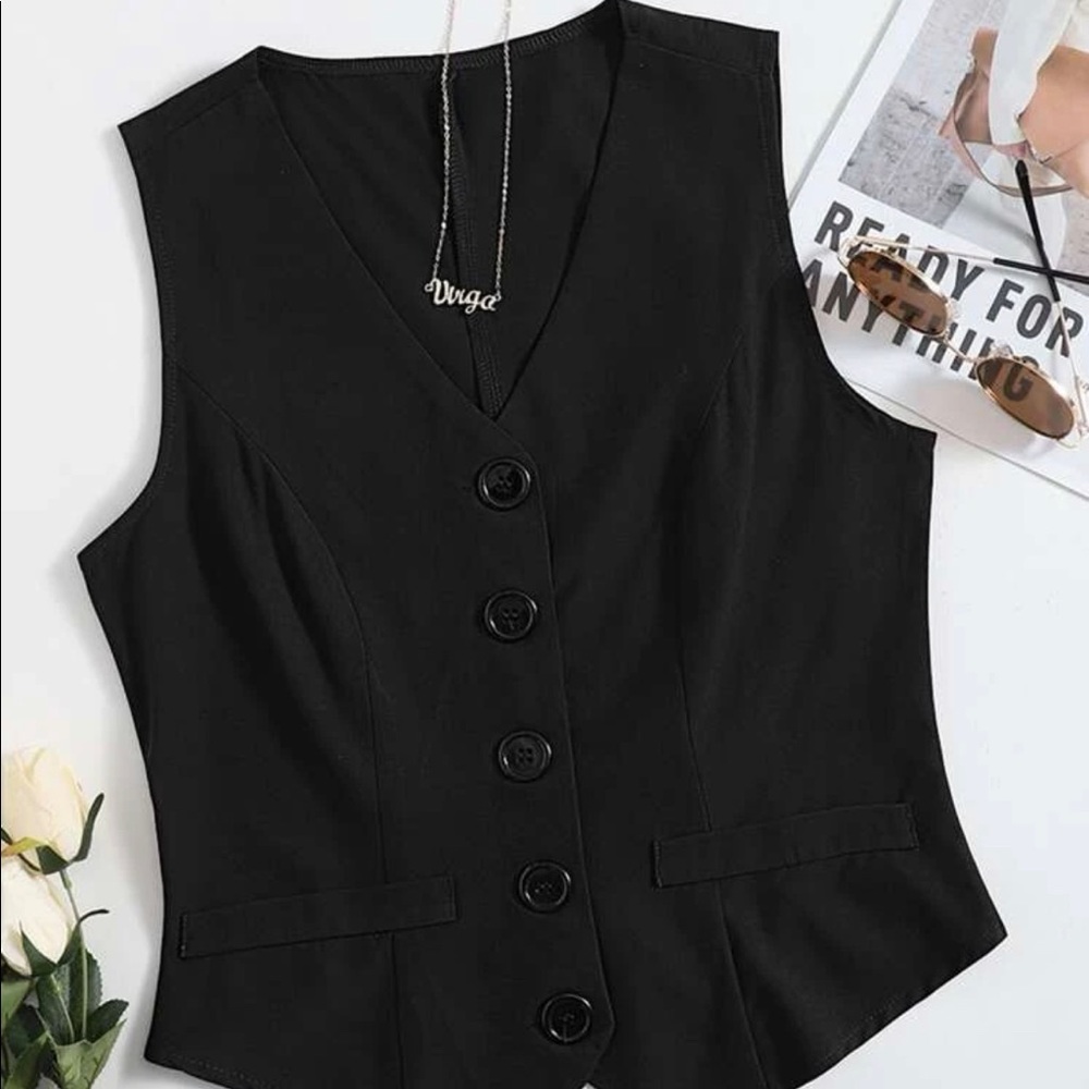 •NWOT• Solid button front vest waistcoat